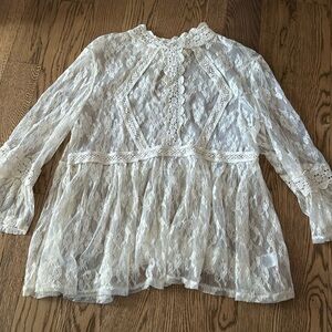 Lace cream top